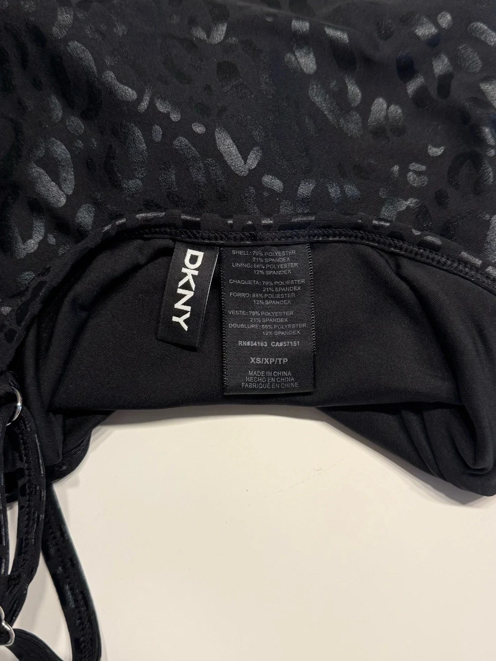 DKNY Women’s Black Leopard Print One Piece Swimsuit Tummy Control Size XS NWOT